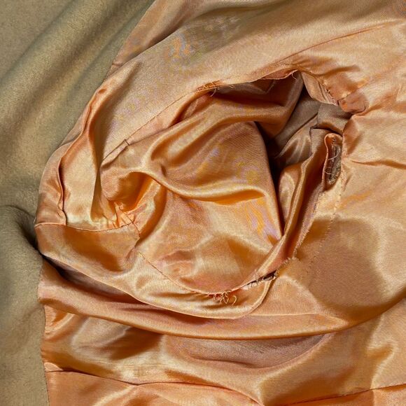 Portrait Vintage Wrap Coat Tan Wool Blend Made in the USA - Picture 8 of 12